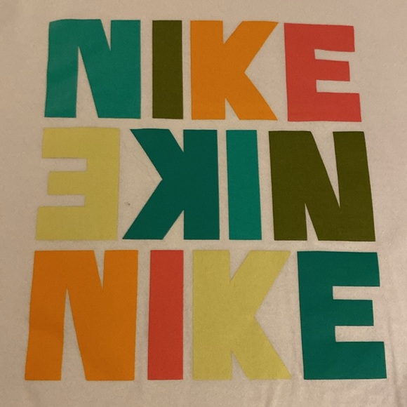 NIKE G NSW BOXY PRINT BIG KIDS SPORTSWEAR TEE - Picture 2 of 9